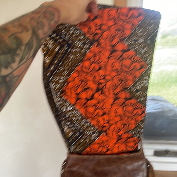 *SOLD* Moon Phase Leather Crossbody Bag - OOOIK!!! 🩵🌖 - Picture 3 of 8